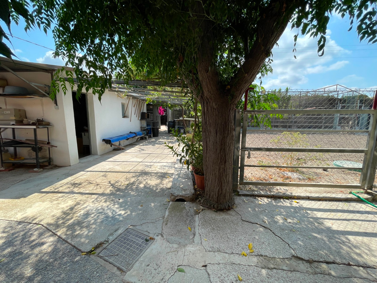 Se vende Villa - Chalet de 4 dormitorios en Costa Blanca, Alicante, España