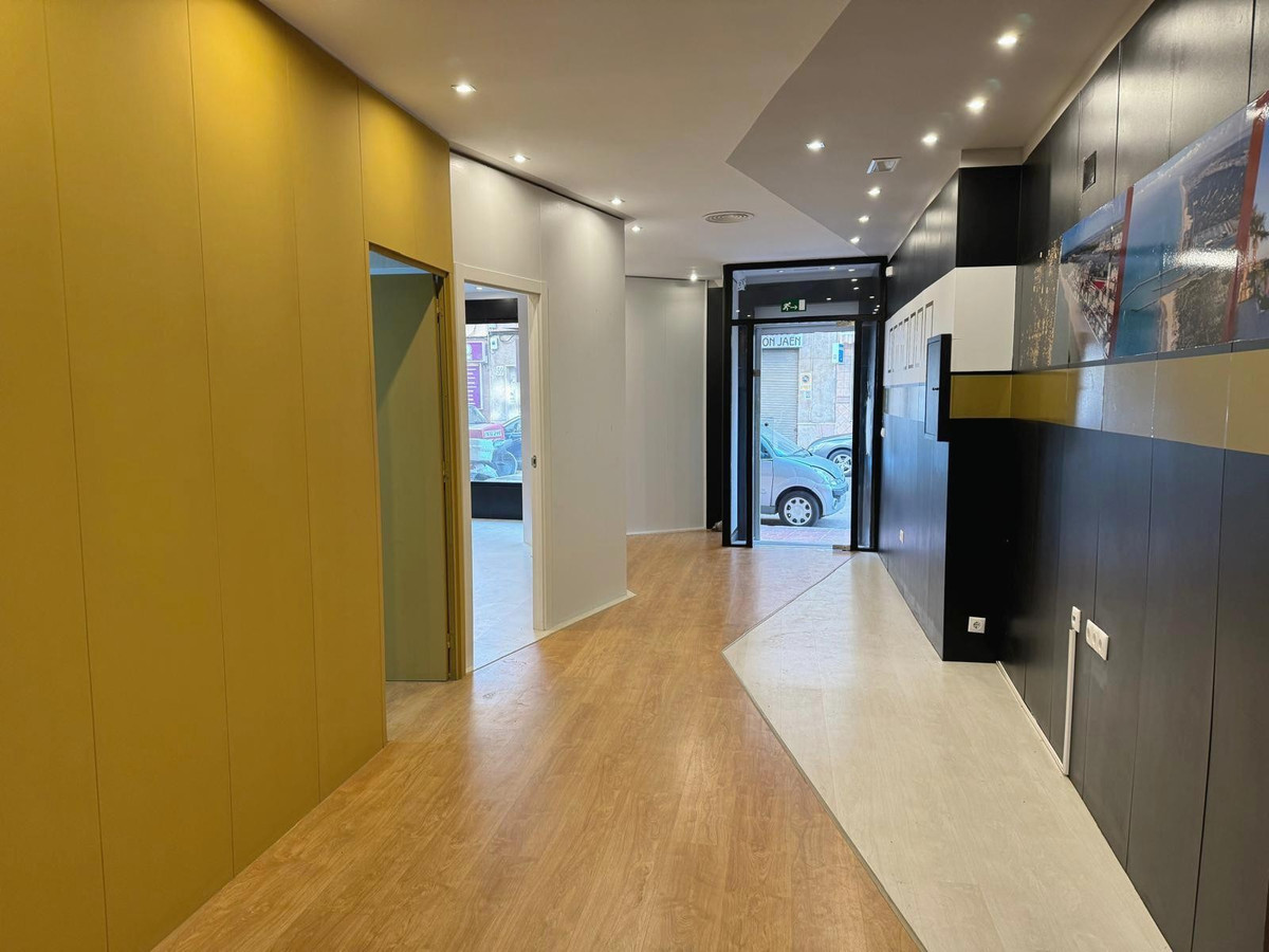 3 Bed Commercial unit for sale in Guardamar Del Segura Costa Blanca, Alicante, Spain