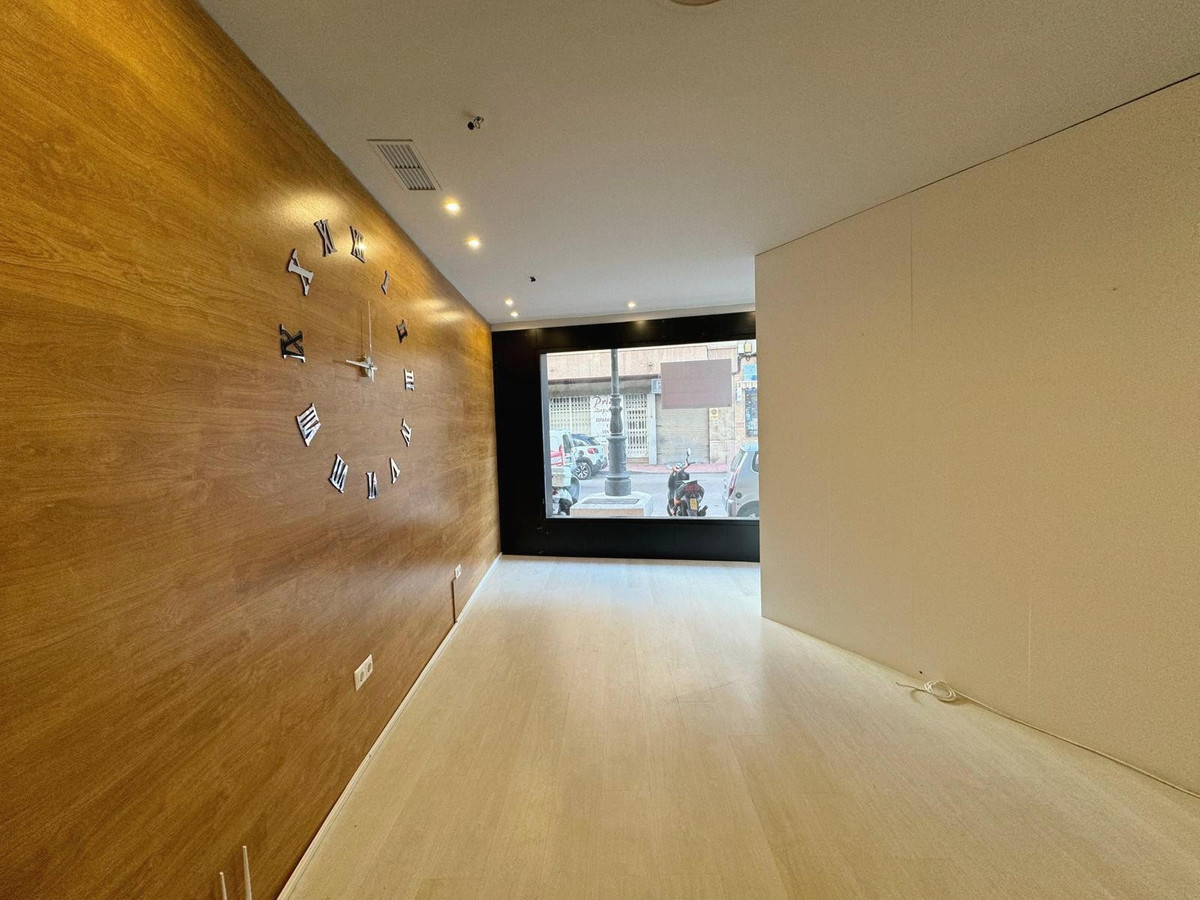 3 Bed Commercial unit for sale in Guardamar Del Segura Costa Blanca, Alicante, Spain