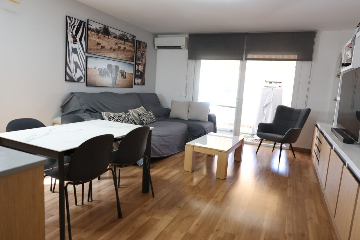 3 Bed Apartment for sale in Calahonda Costa Del Sol, Málaga, Spain