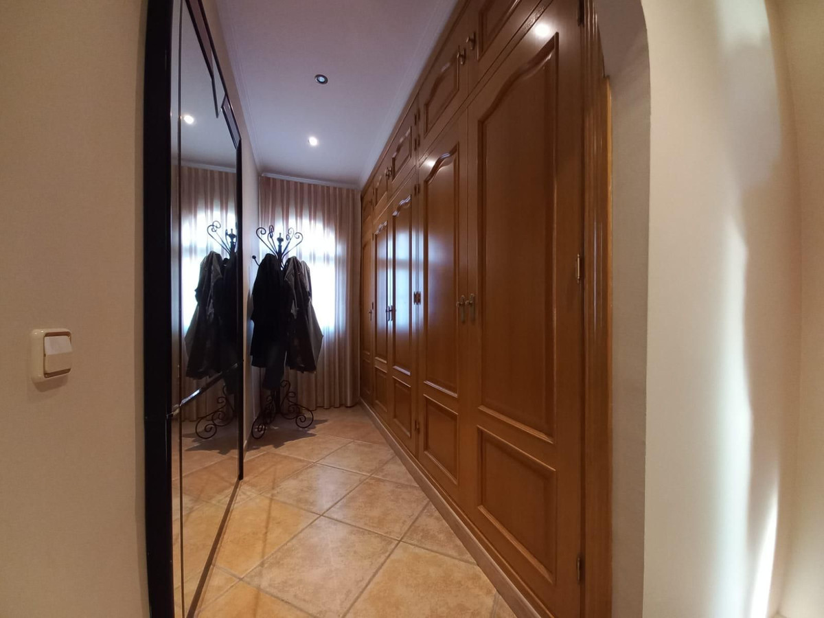 5 Bed Townhouse for sale in San Pedro De Alcántara Costa Del Sol, Málaga, Spain