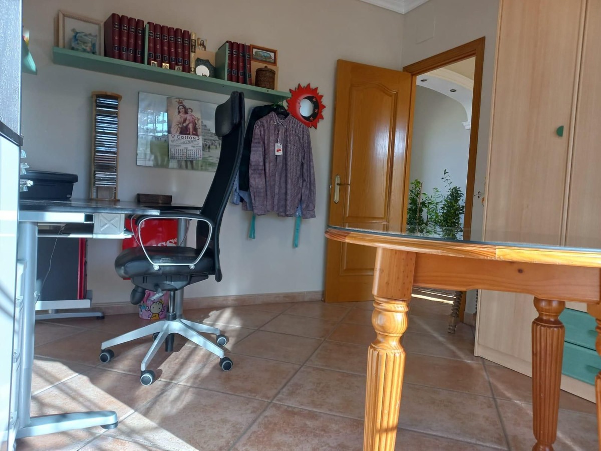 5 Bed Townhouse for sale in San Pedro De Alcántara Costa Del Sol, Málaga, Spain