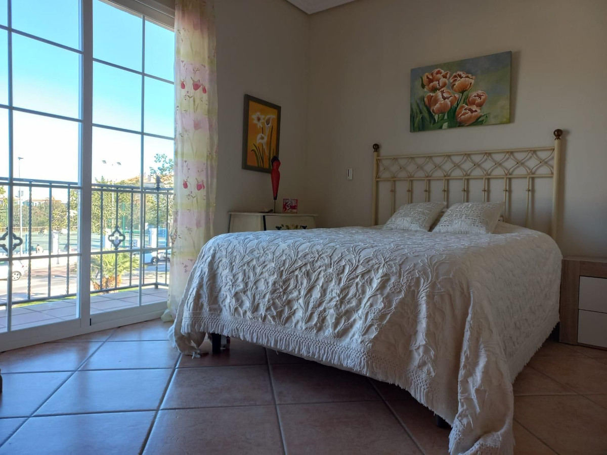 5 Bed Townhouse for sale in San Pedro De Alcántara Costa Del Sol, Málaga, Spain