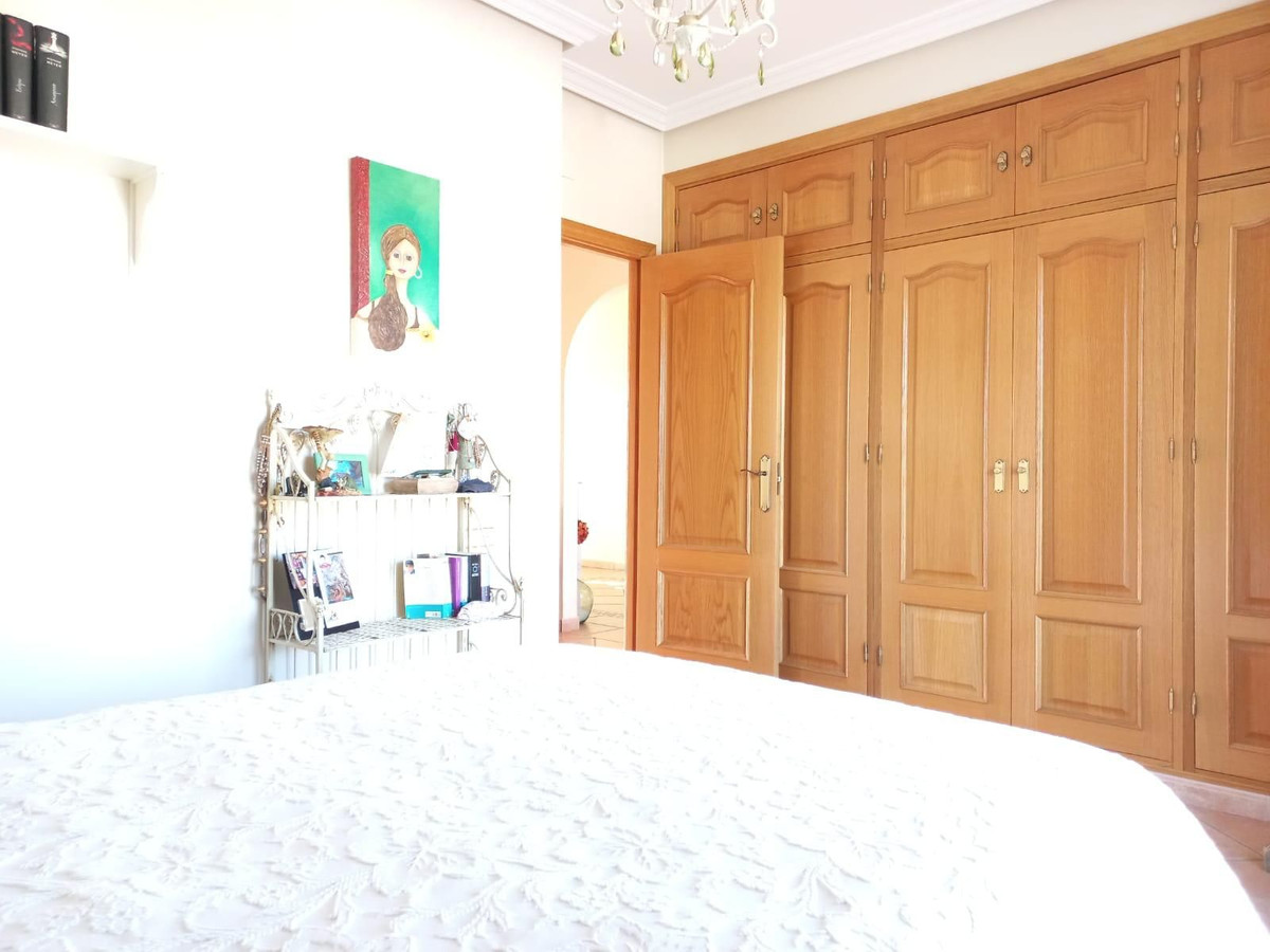 5 Bed Townhouse for sale in San Pedro De Alcántara Costa Del Sol, Málaga, Spain
