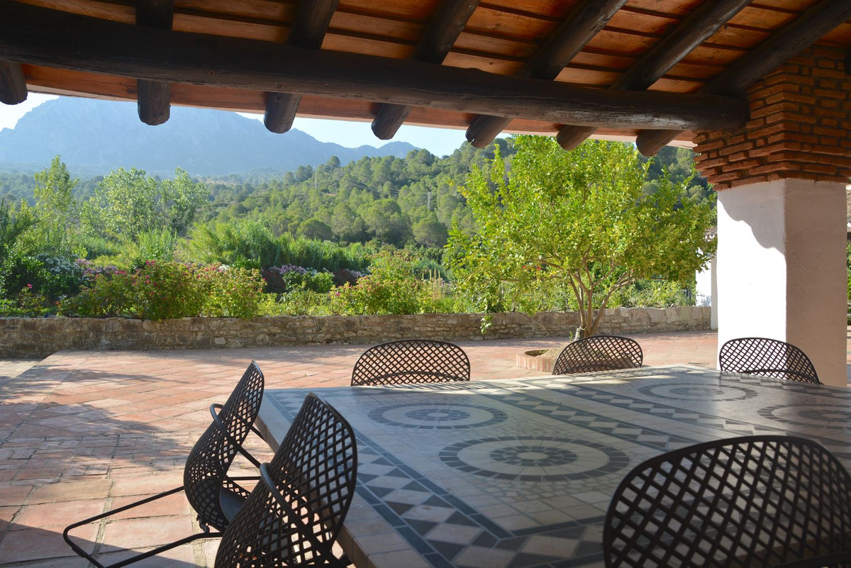 8 Bed Townhouse for sale in Gaucín Costa Del Sol, Málaga, Spain