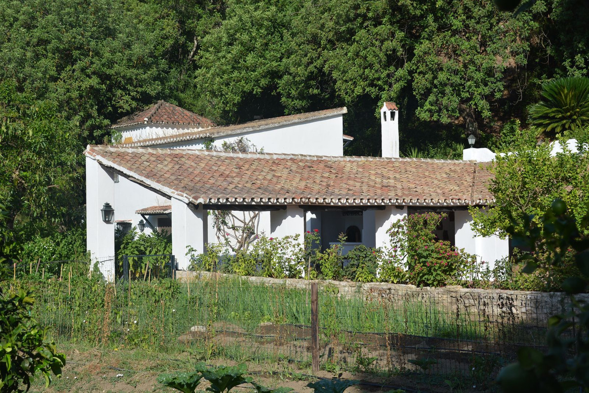 8 Bed Townhouse for sale in Gaucín Costa Del Sol, Málaga, Spain