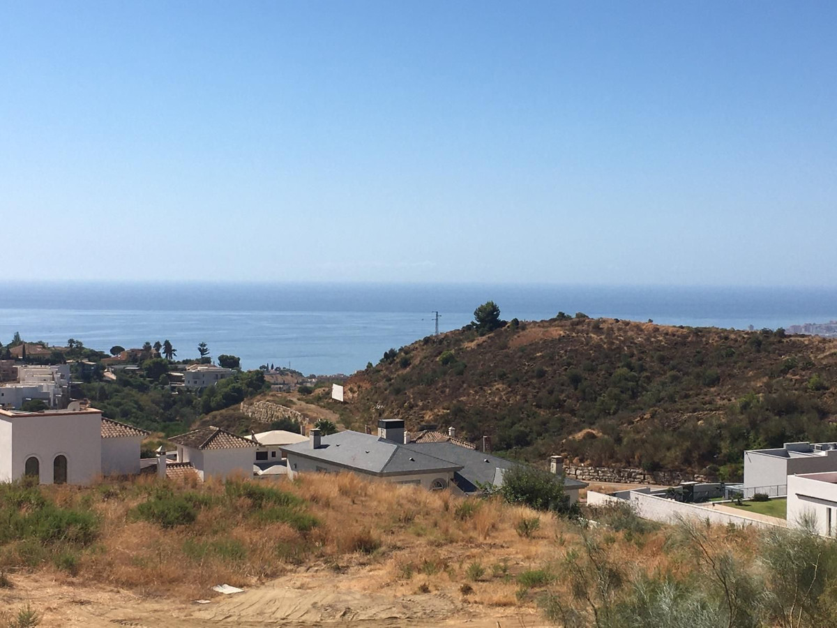 Se vende Terreno Urbano  en Costa Del Sol, Málaga, España