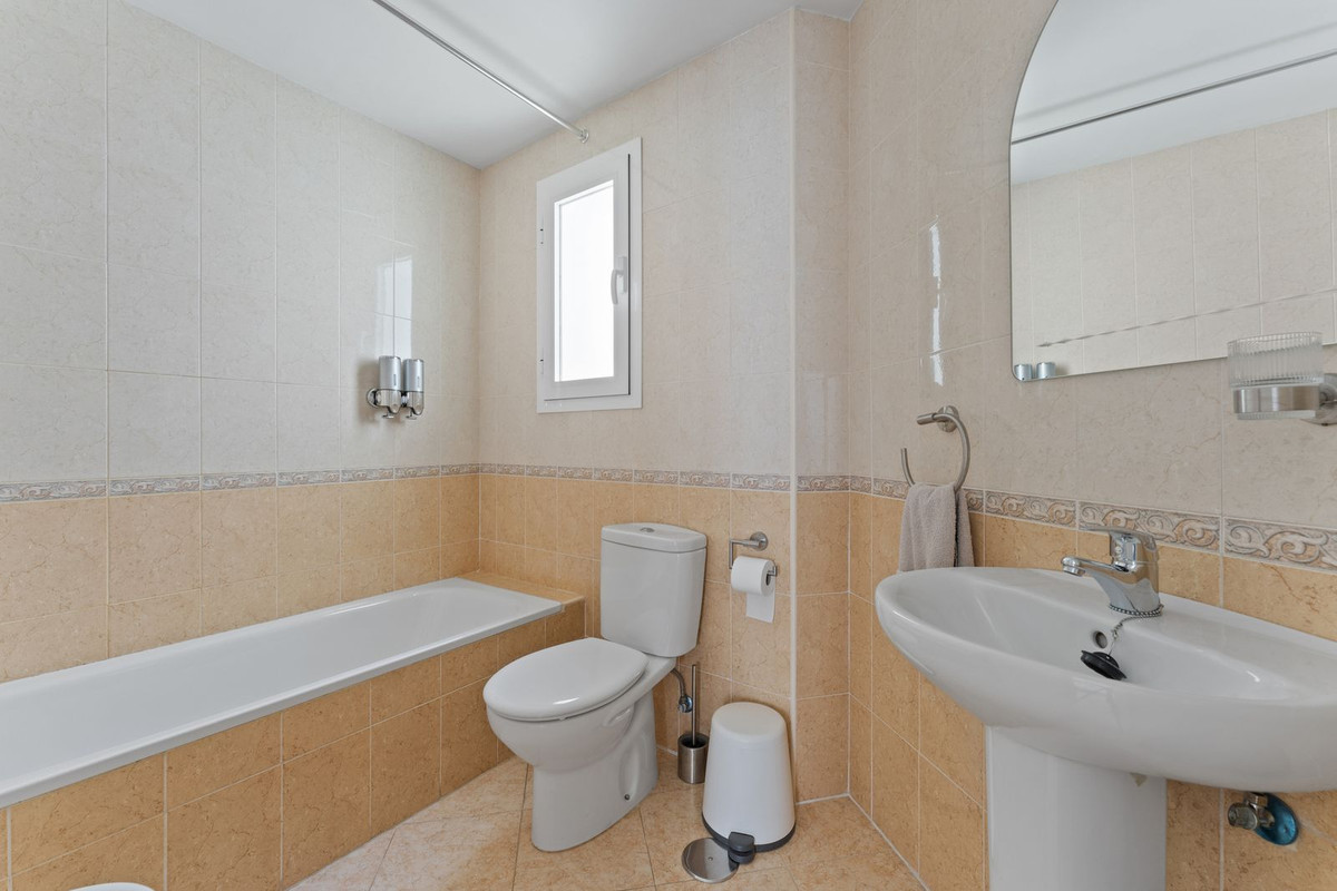 3 Bed Apartment for sale in Mijas Costa Del Sol, Málaga, Spain