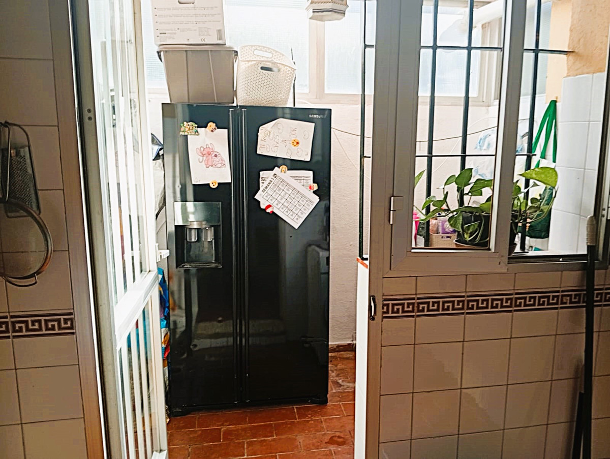3 Bed Townhouse for sale in Estepona Costa Del Sol, Málaga, Spain