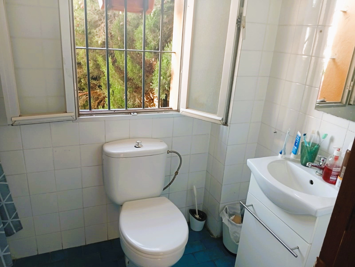 3 Bed Townhouse for sale in Estepona Costa Del Sol, Málaga, Spain