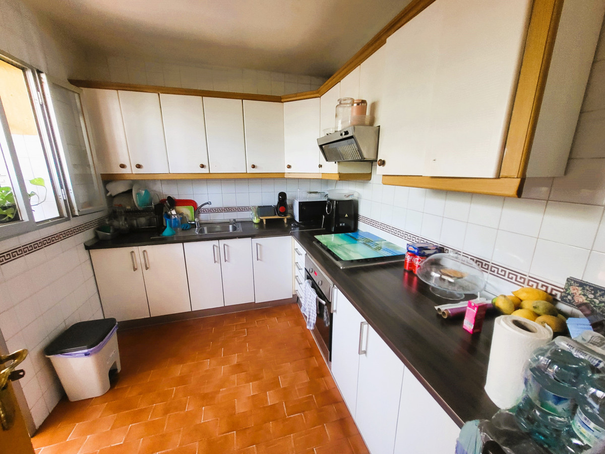 3 Bed Townhouse for sale in Estepona Costa Del Sol, Málaga, Spain