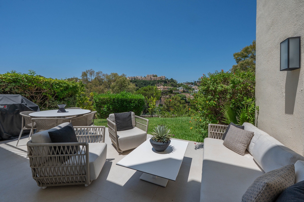 3 Bed Townhouse for sale in La Quinta Costa Del Sol, Málaga, Spain