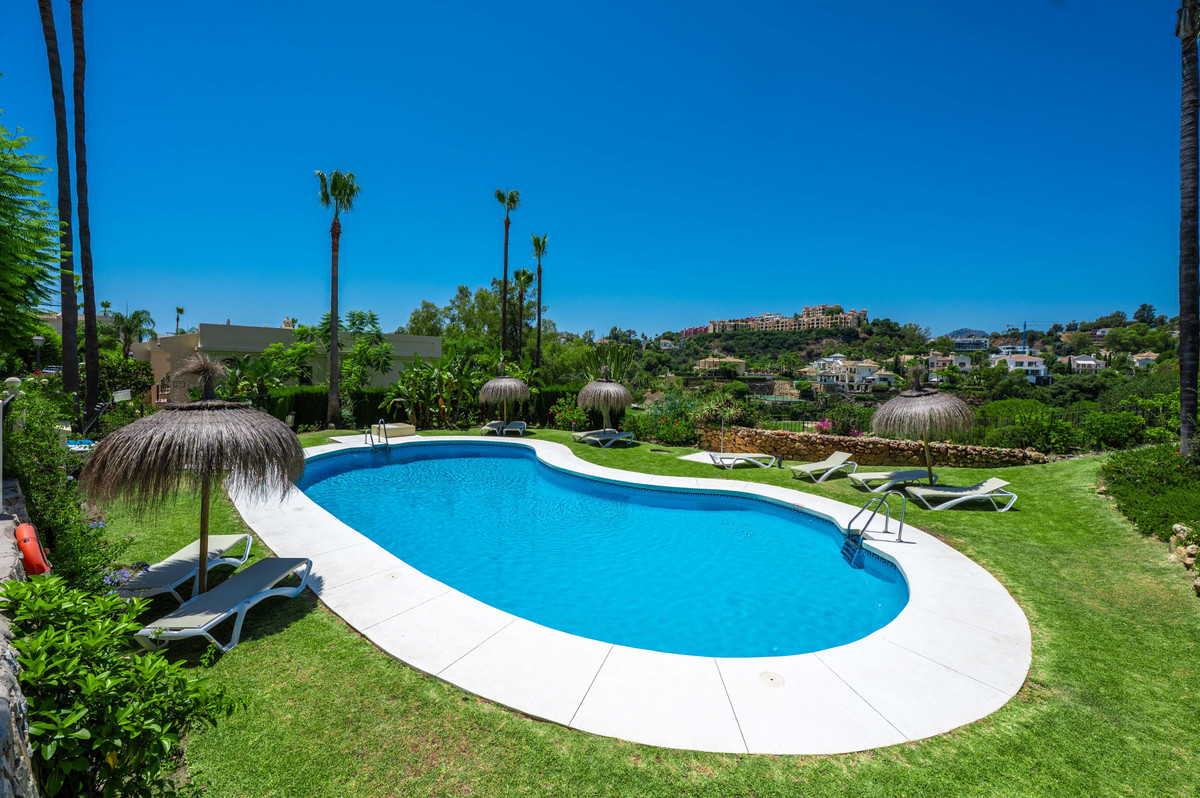 3 Bed Townhouse for sale in La Quinta Costa Del Sol, Málaga, Spain