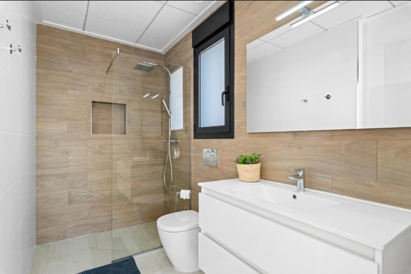 Se vende Villa - Chalet de 3 dormitorios en Costa Blanca, Alicante, España