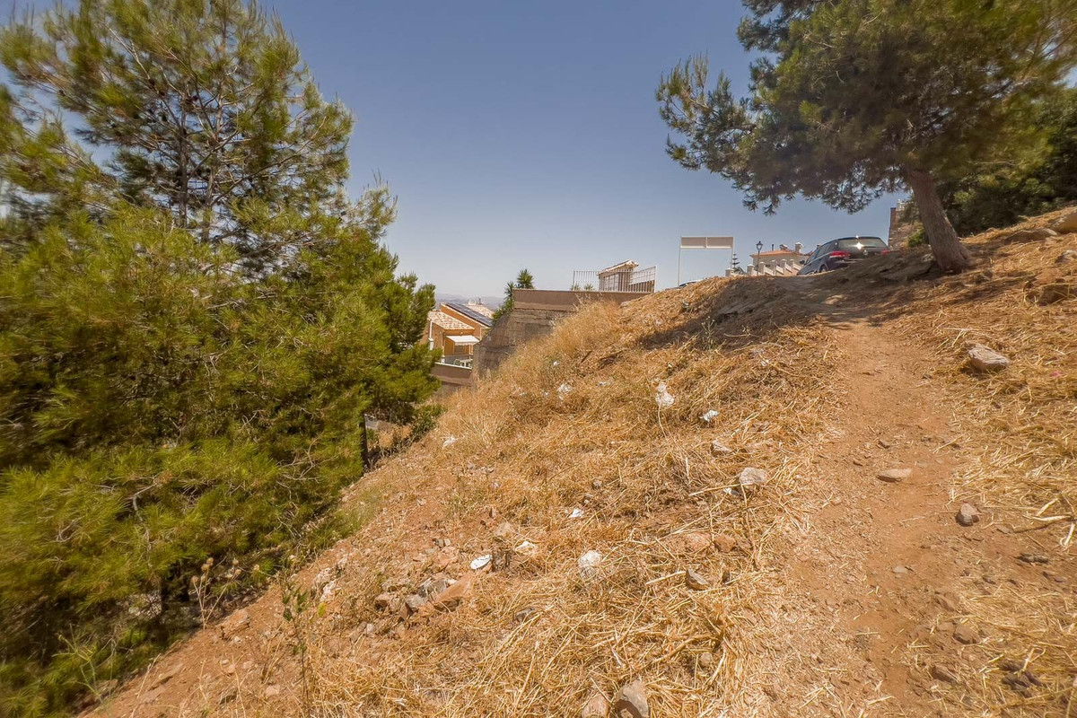 Se vende Terreno Urbano  en Costa Del Sol, Málaga, España