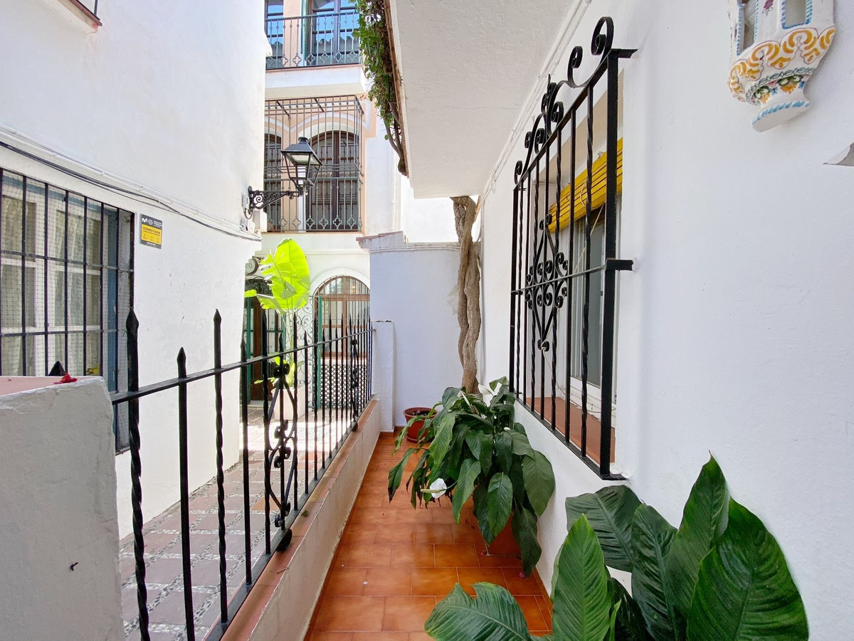 4 Bed Townhouse for sale in Marbella Costa Del Sol, Málaga, Spain