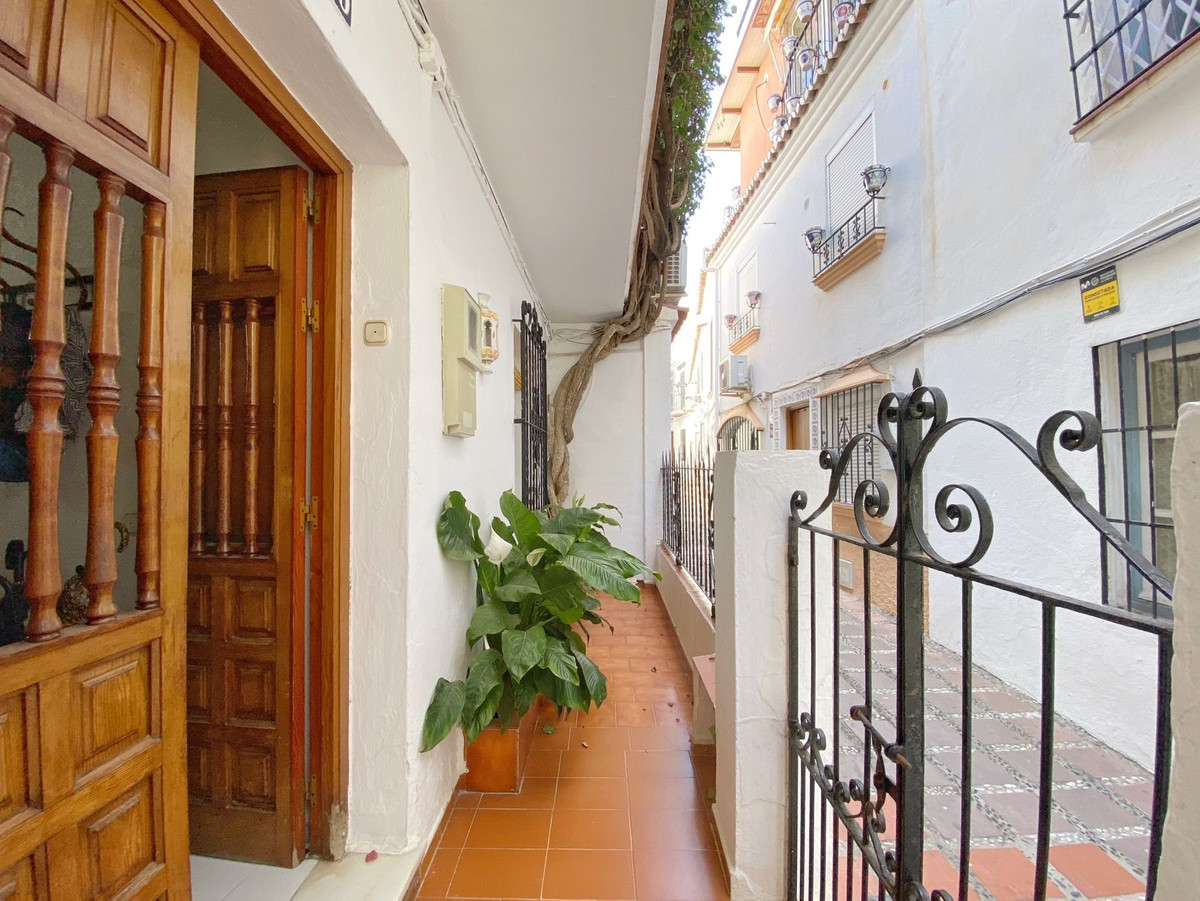 4 Bed Townhouse for sale in Marbella Costa Del Sol, Málaga, Spain