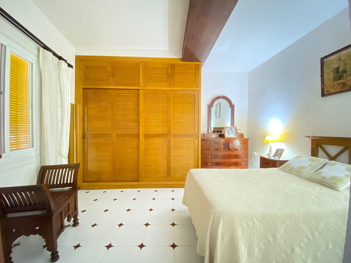 4 Bed Townhouse for sale in Marbella Costa Del Sol, Málaga, Spain
