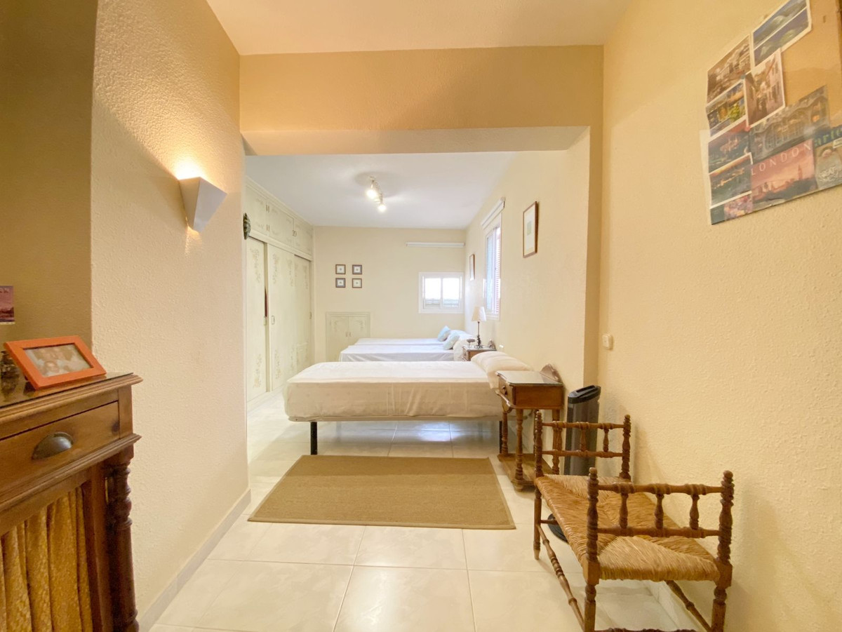 4 Bed Townhouse for sale in Marbella Costa Del Sol, Málaga, Spain