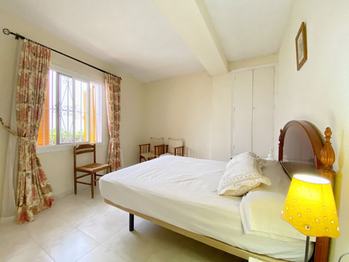 4 Bed Townhouse for sale in Marbella Costa Del Sol, Málaga, Spain