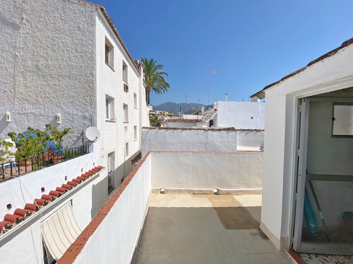 4 Bed Townhouse for sale in Marbella Costa Del Sol, Málaga, Spain