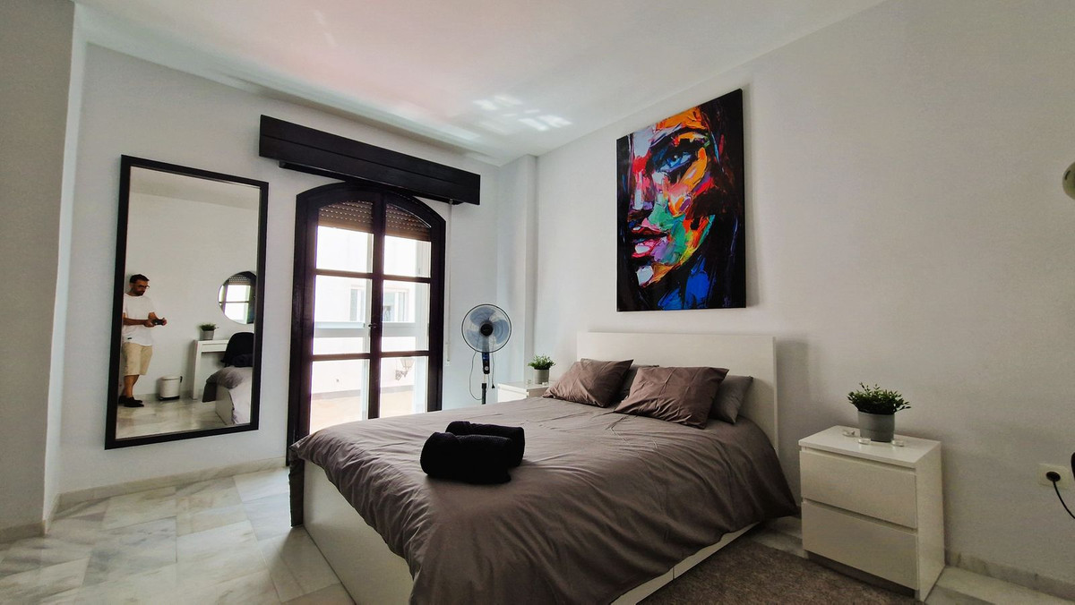 2 Bed Apartment for sale in Puerto Banús Costa Del Sol, Málaga, Spain