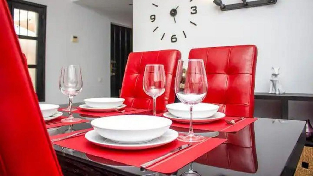 2 Bed Apartment for sale in Puerto Banús Costa Del Sol, Málaga, Spain
