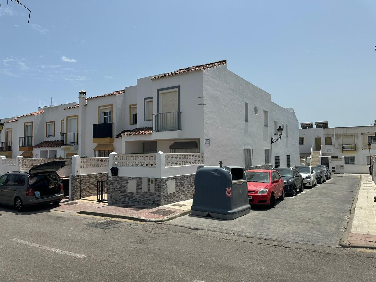 4 Bed Townhouse for sale in Manilva Costa Del Sol, Málaga, Spain