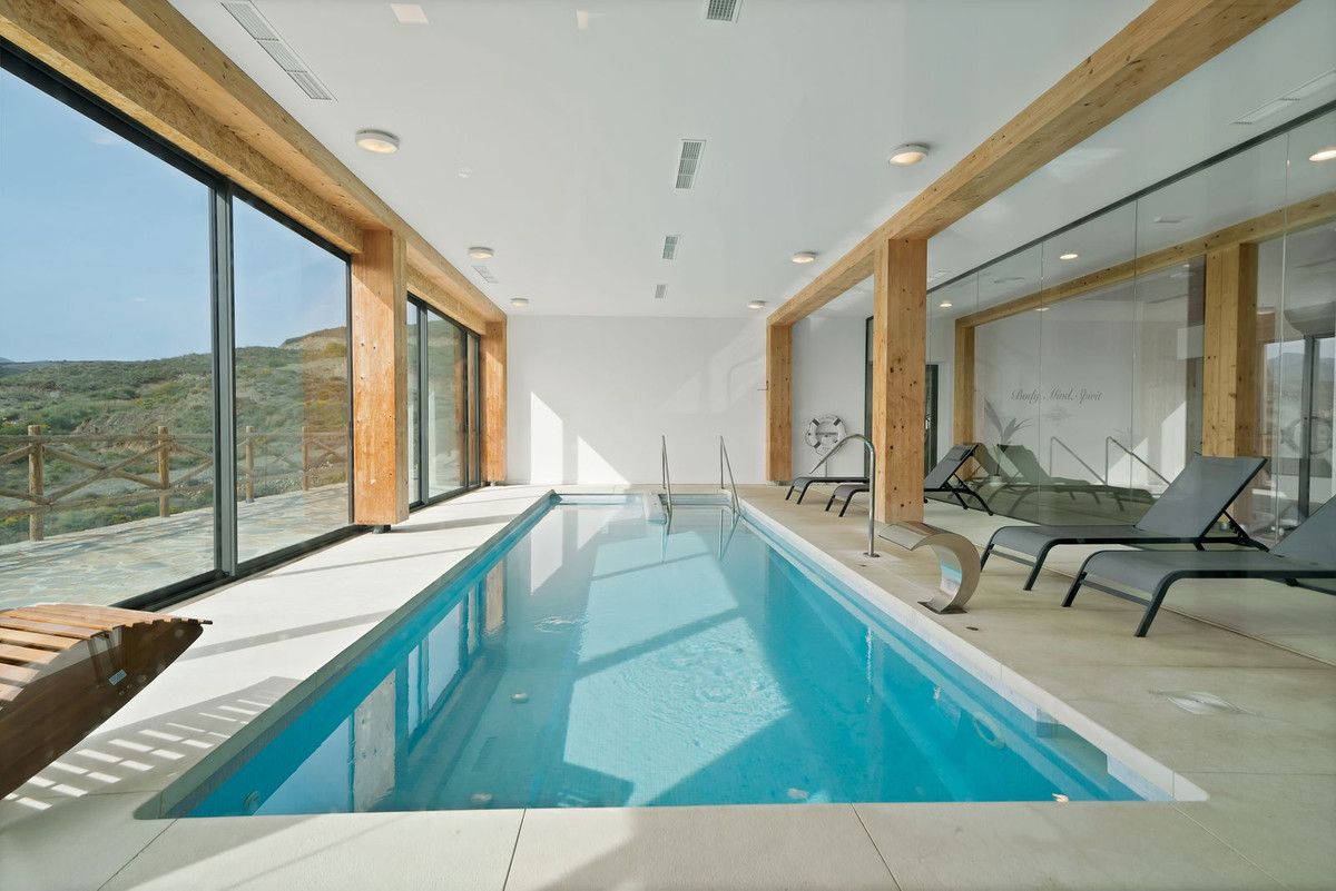 Se vende Apartamento Planta Baja de 3 dormitorios en Costa Del Sol, Málaga, España