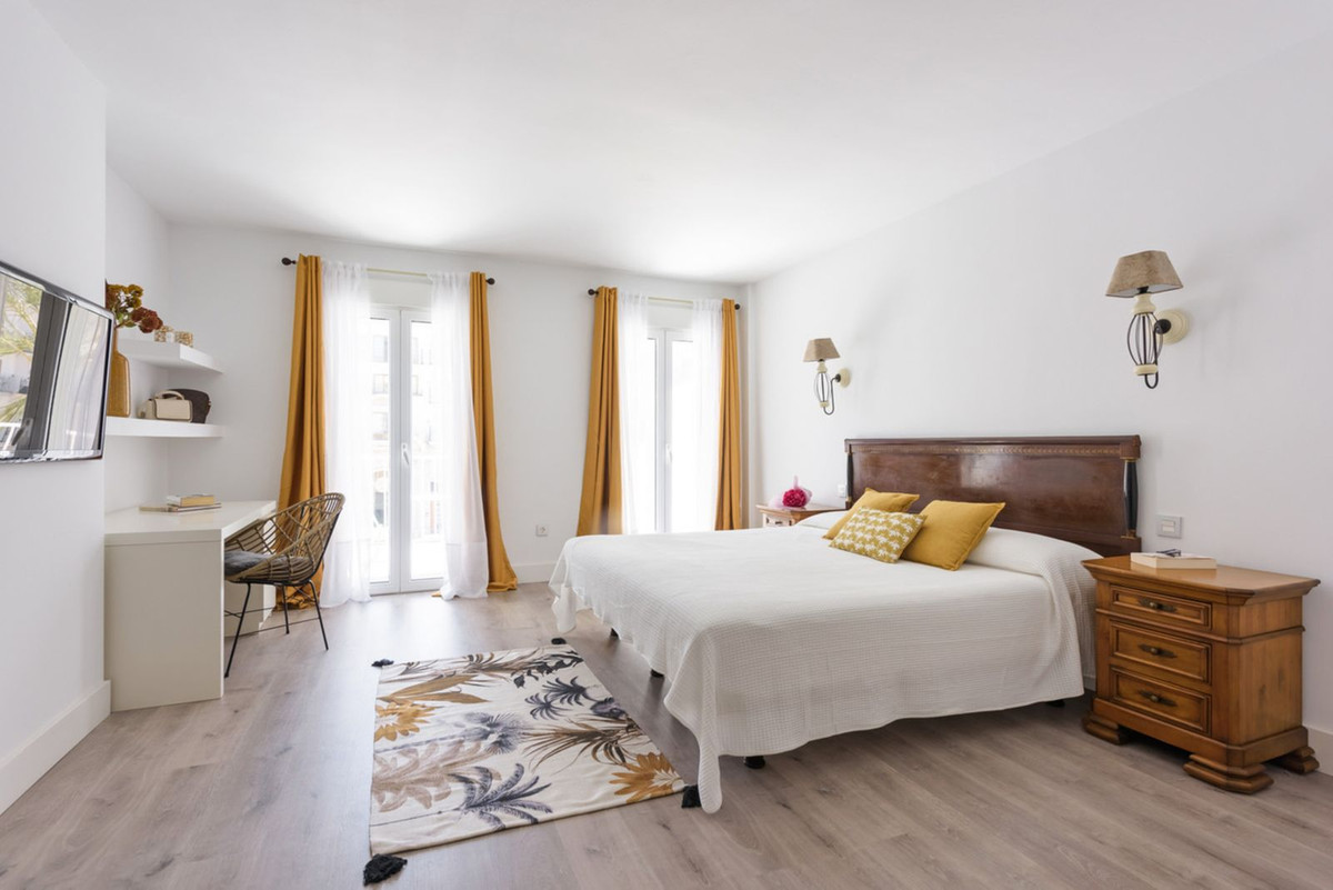 3 Bed Townhouse for sale in Nueva Andalucía Costa Del Sol, Málaga, Spain