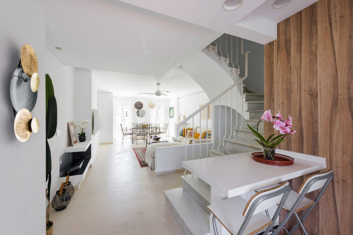 3 Bed Townhouse for sale in Nueva Andalucía Costa Del Sol, Málaga, Spain