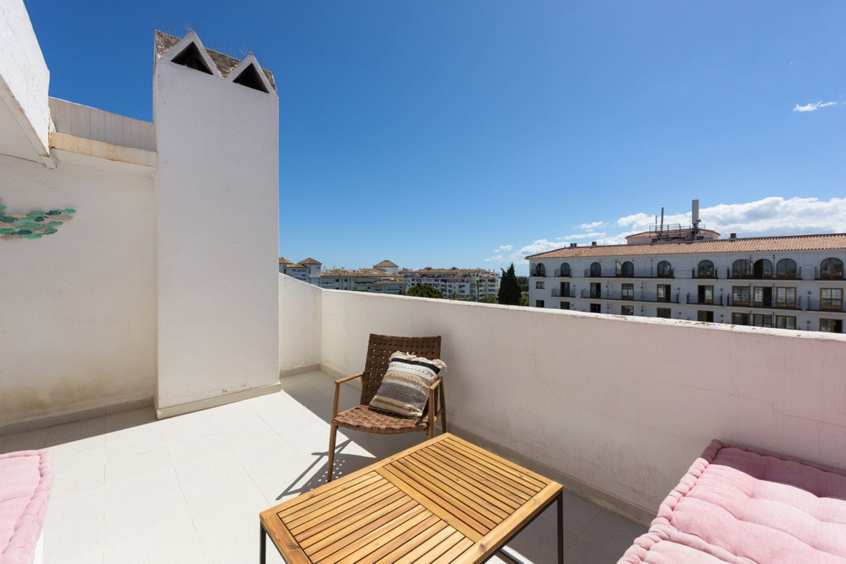 3 Bed Townhouse for sale in Nueva Andalucía Costa Del Sol, Málaga, Spain
