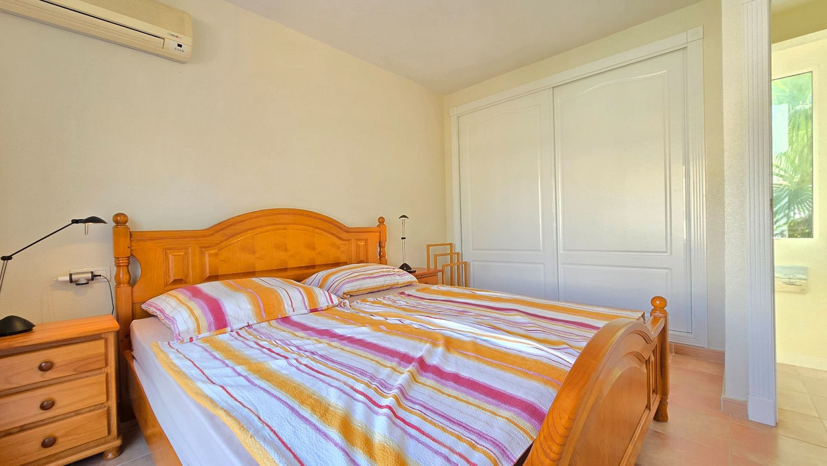 Se vende Villa - Chalet de 3 dormitorios en Costa Blanca, Alicante, España