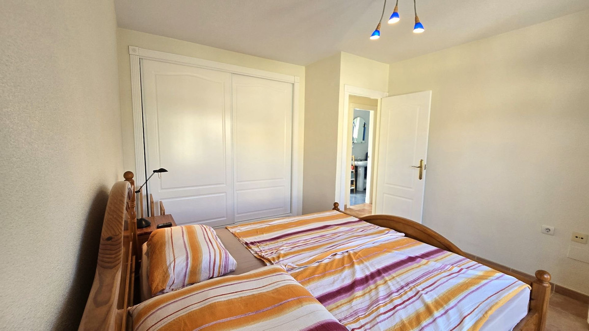 Se vende Villa - Chalet de 3 dormitorios en Costa Blanca, Alicante, España