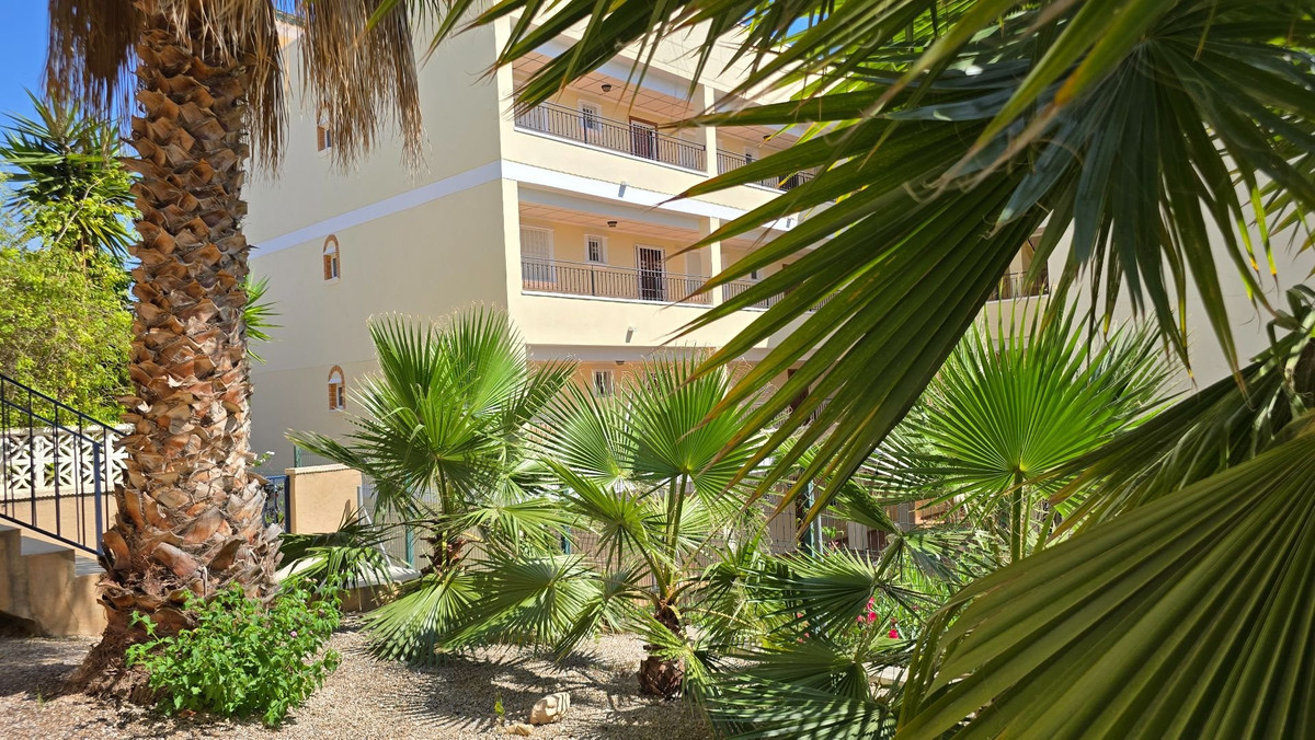 Se vende Villa - Chalet de 3 dormitorios en Costa Blanca, Alicante, España