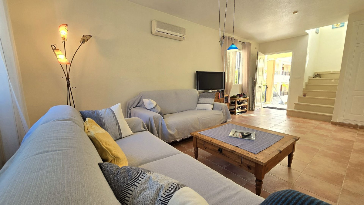 Se vende Villa - Chalet de 3 dormitorios en Costa Blanca, Alicante, España