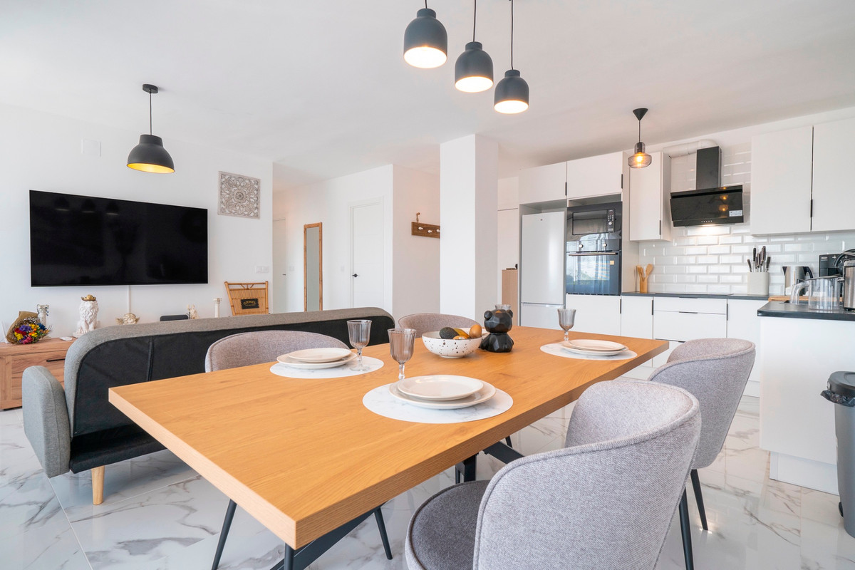 Se vende Apartamento Planta Media de 2 dormitorios en Costa Blanca, Alicante, España