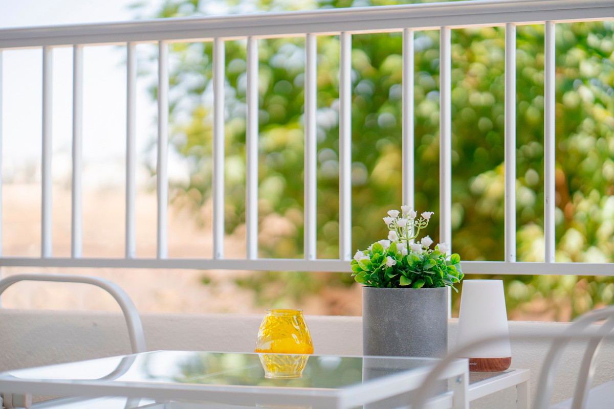 Se vende Apartamento Planta Media de 2 dormitorios en Costa Blanca, Alicante, España