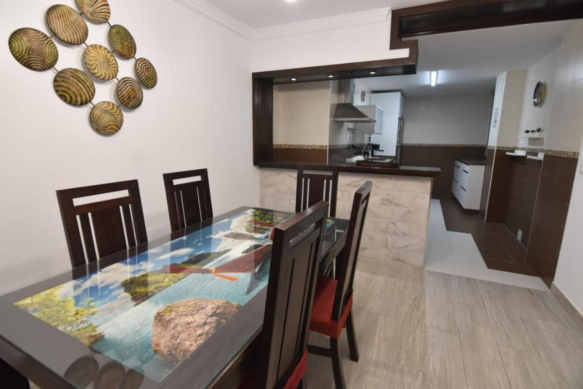 3 Bed Commercial unit for sale in Ronda Costa Del Sol, Málaga, Spain