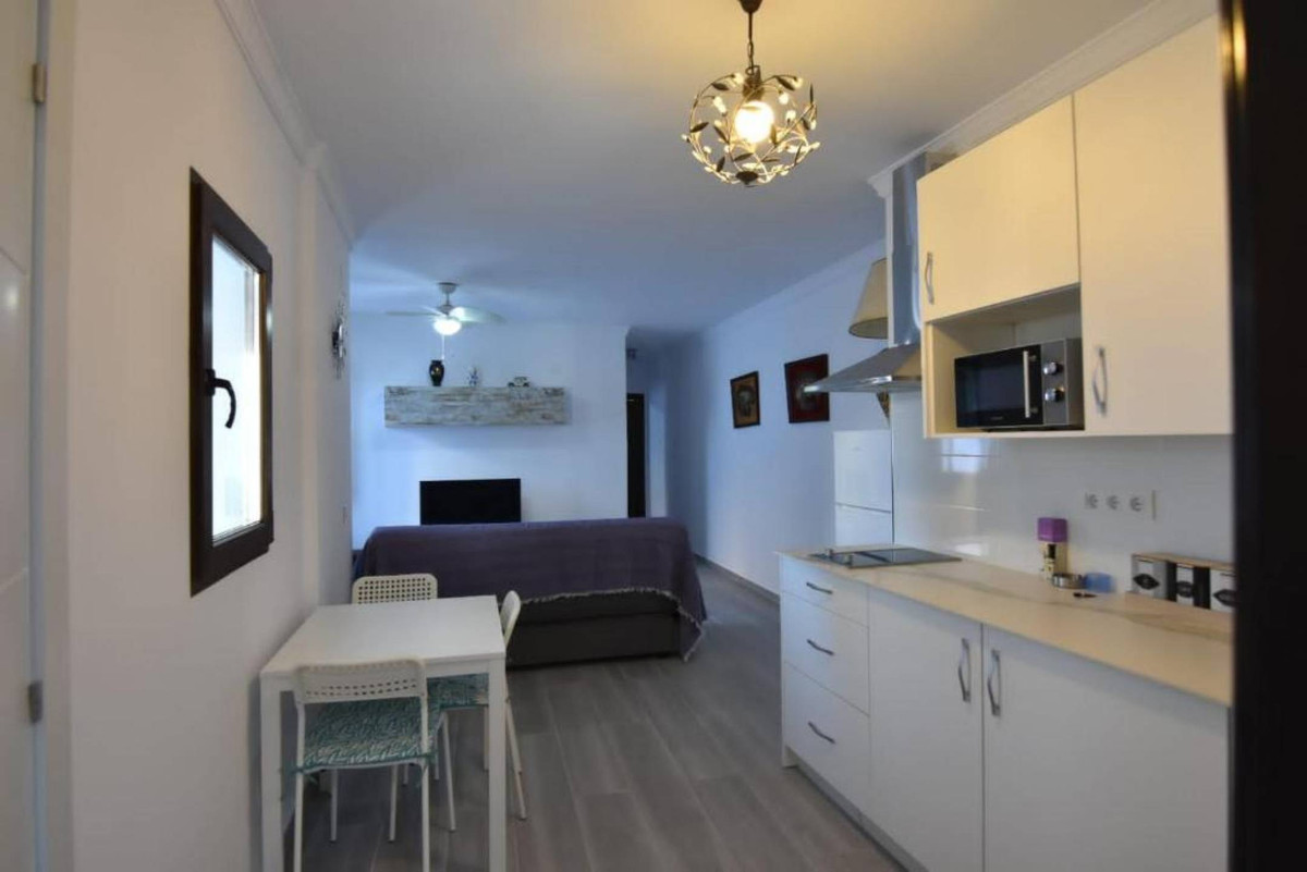 3 Bed Commercial unit for sale in Ronda Costa Del Sol, Málaga, Spain