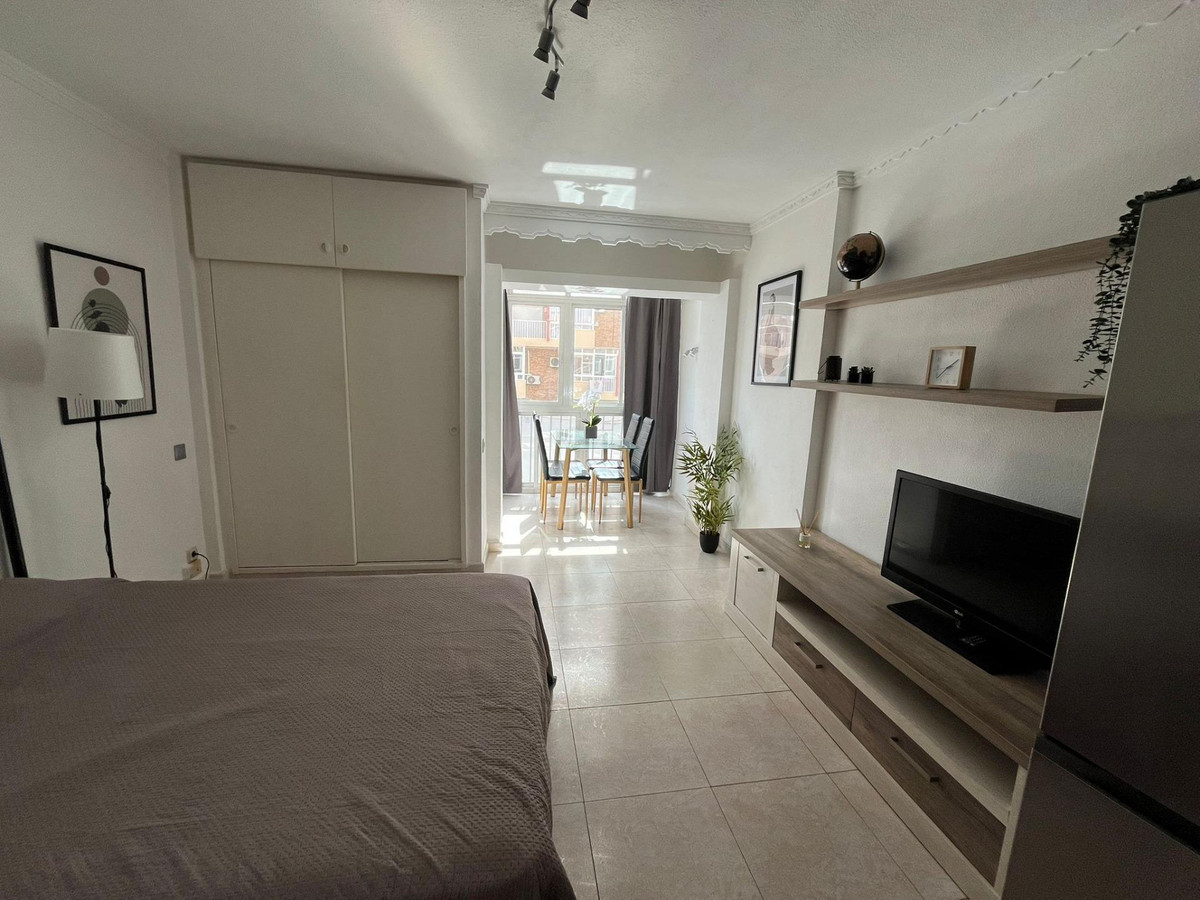 Se vende Estudio Planta Media  en Costa Del Sol, Málaga, España