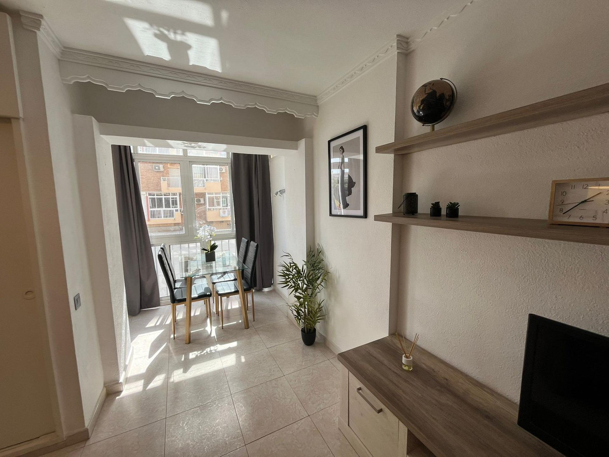 Se vende Estudio Planta Media  en Costa Del Sol, Málaga, España