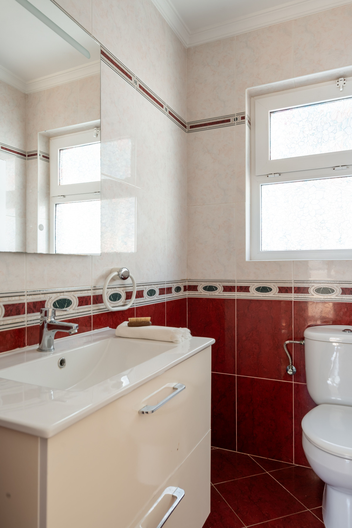 5 Bed Townhouse for sale in Fuengirola Costa Del Sol, Málaga, Spain