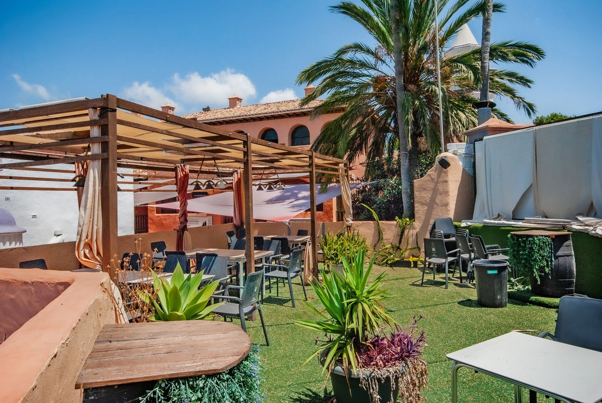 Se vende Restaurante  en Costa Del Sol, Málaga, España