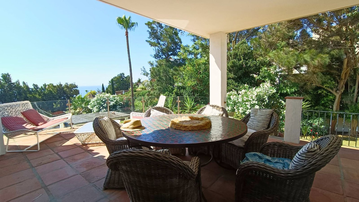 5 Bed Townhouse for sale in Manilva Costa Del Sol, Málaga, Spain