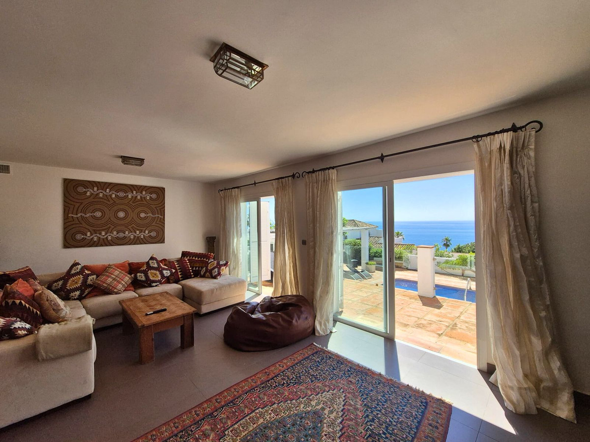 5 Bed Townhouse for sale in Manilva Costa Del Sol, Málaga, Spain