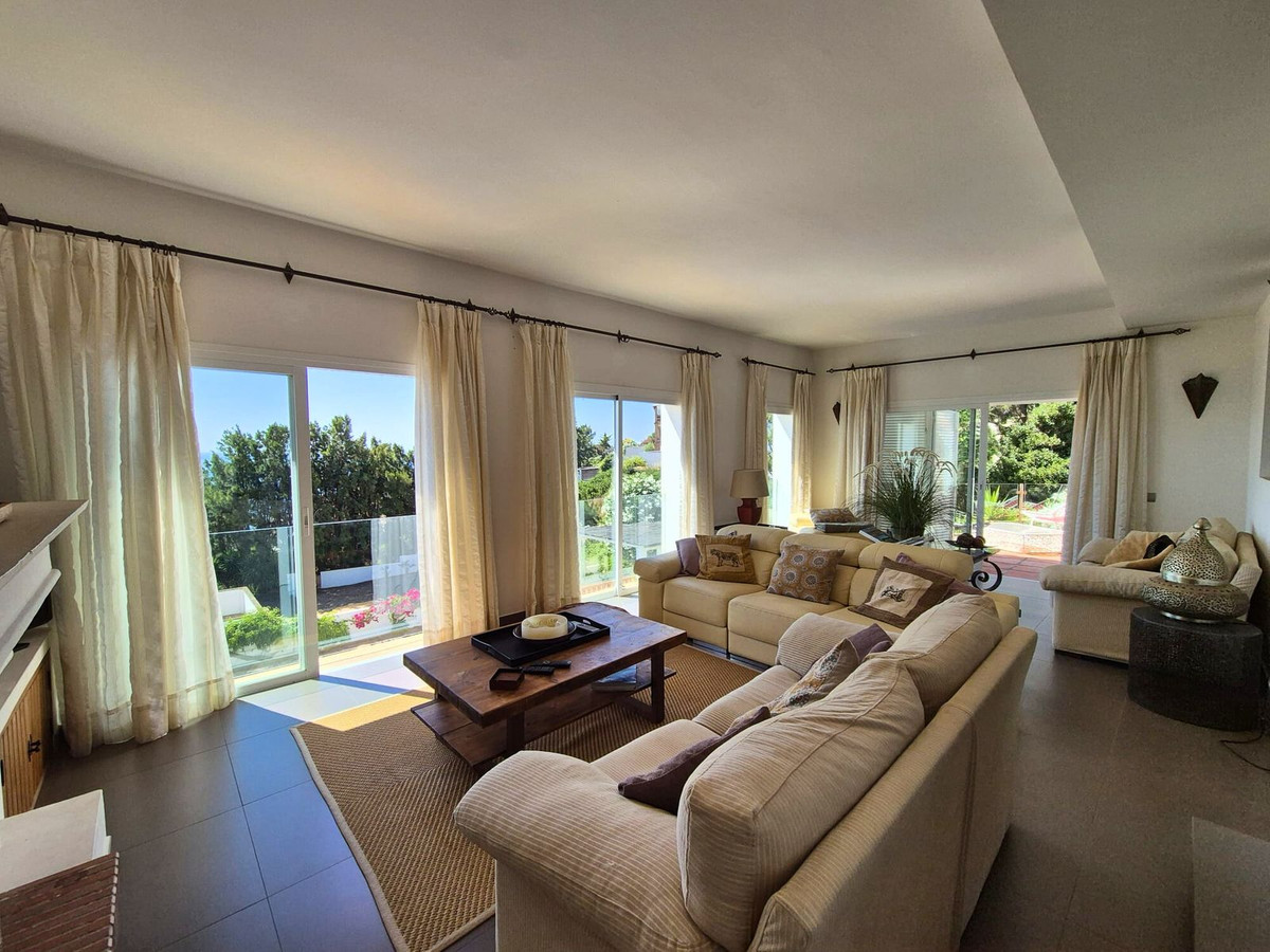 5 Bed Townhouse for sale in Manilva Costa Del Sol, Málaga, Spain