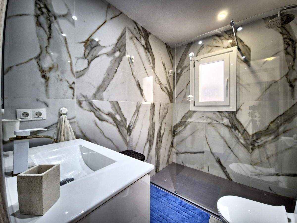 2 Bed Apartment for sale in Marbella Costa Del Sol, Málaga, Spain