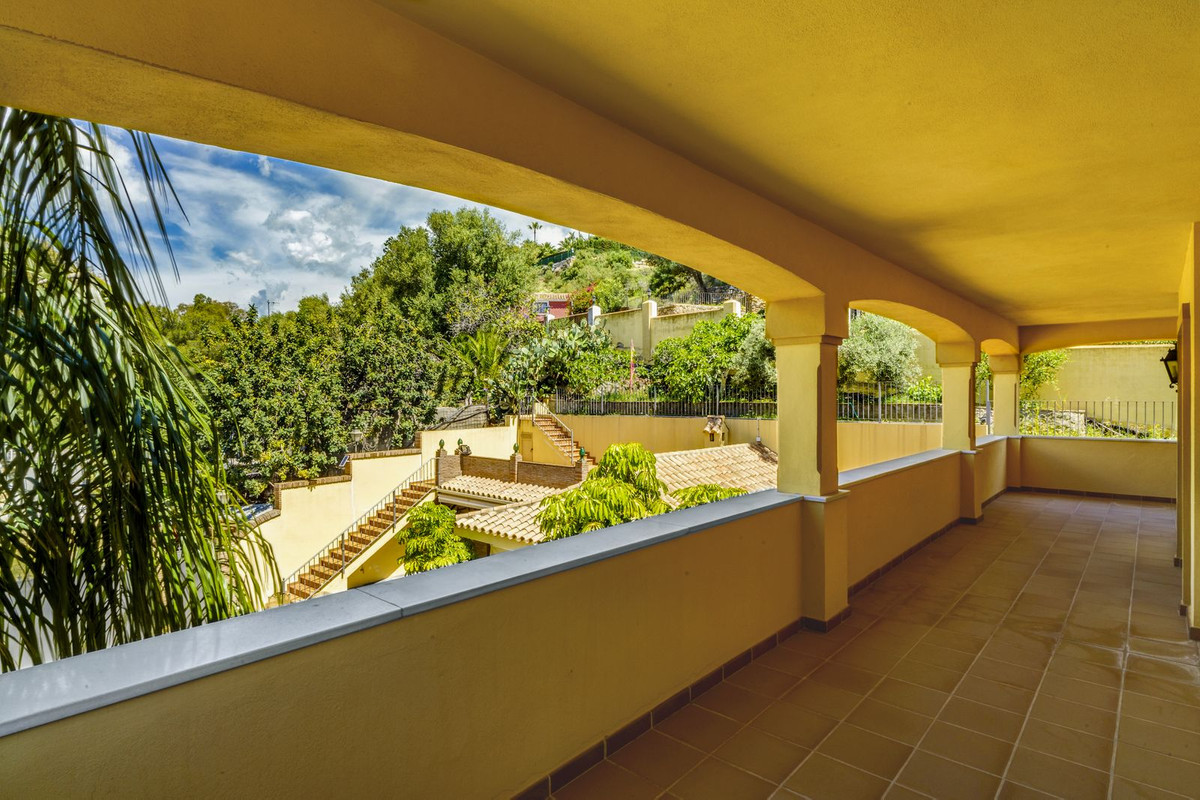 Se vende Villa - Chalet de 5 dormitorios en Costa Del Sol, Málaga, España