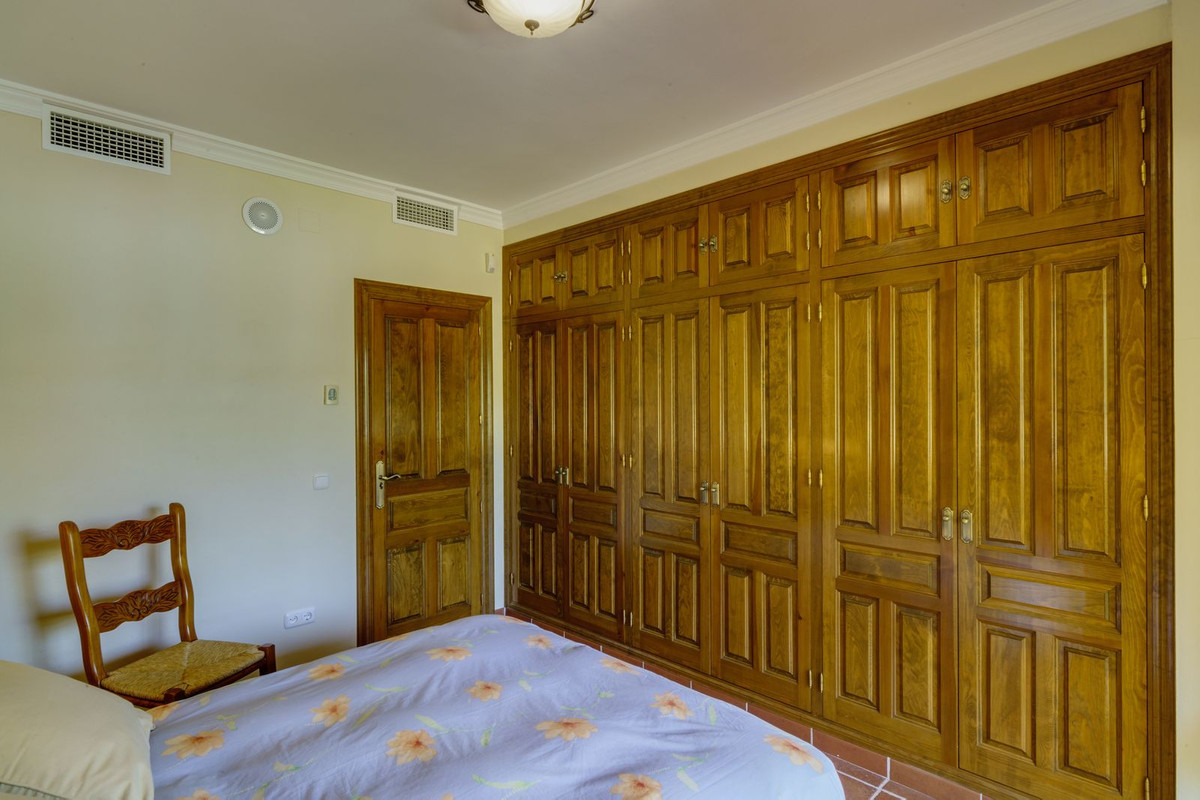 Se vende Villa - Chalet de 5 dormitorios en Costa Del Sol, Málaga, España